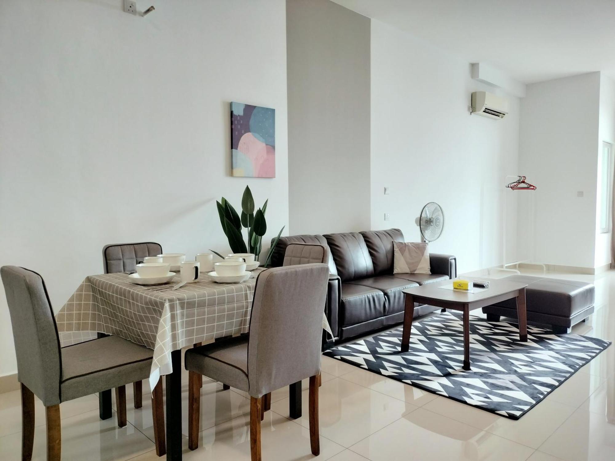 Delight Homestay Twin Galaxy Johor Bahru Buitenkant foto