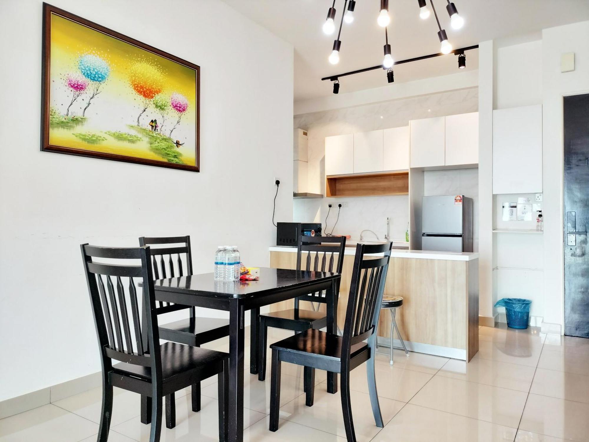 Delight Homestay Twin Galaxy Johor Bahru Buitenkant foto